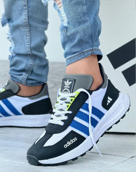 Nieuwe Sneakers