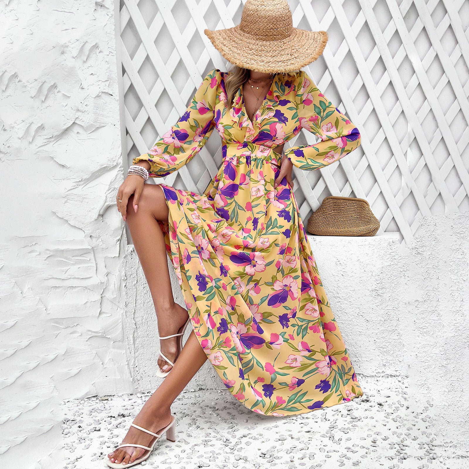 Femyza Floral V-Neck Long Sleeve Dress
