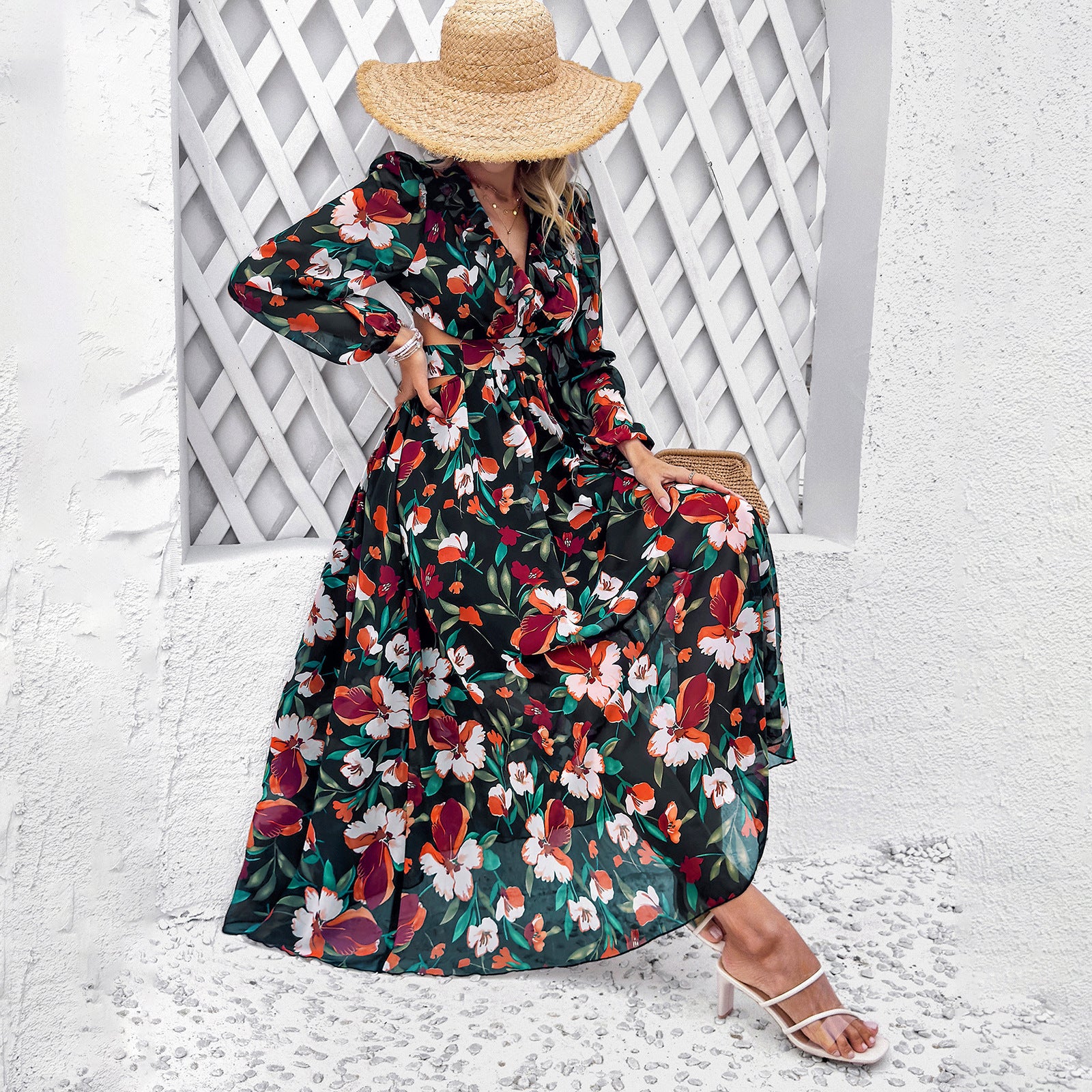 Femyza Floral V-Neck Long Sleeve Dress