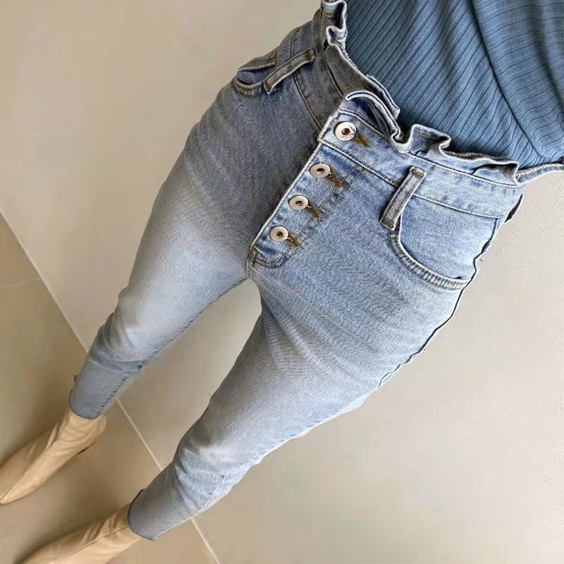 Femyza High-Waisted Cropped Jeans